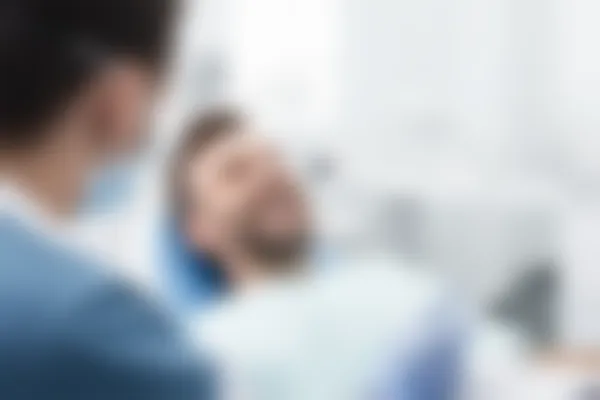 绵阳家禾口腔门诊部牙齿修复价格仅需2500元起起，优惠活动火热进行中，原价3000元起！