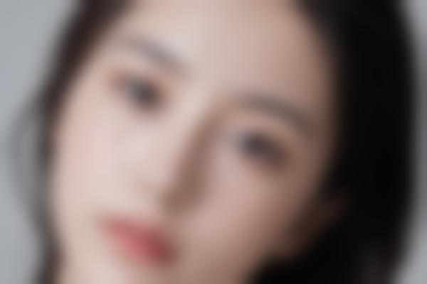 1、何晓娅
