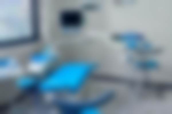 三、慈溪雅冠口腔门诊部医生介绍