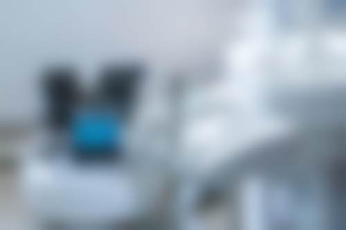 三、珠海六和口腔卢卡斯·海因里希·德罗斯特（卢卡斯博士）医生资质信息