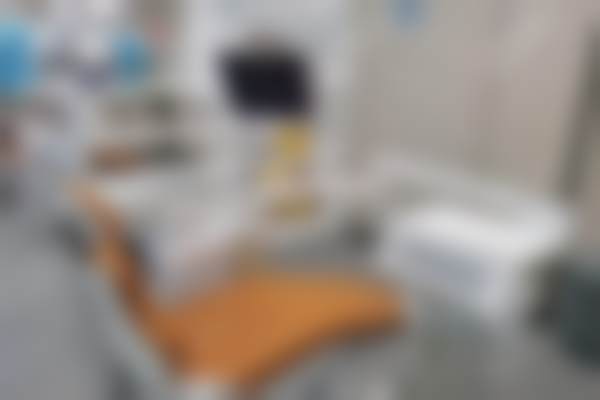 三、益阳伢贝健口腔门诊部医生介绍