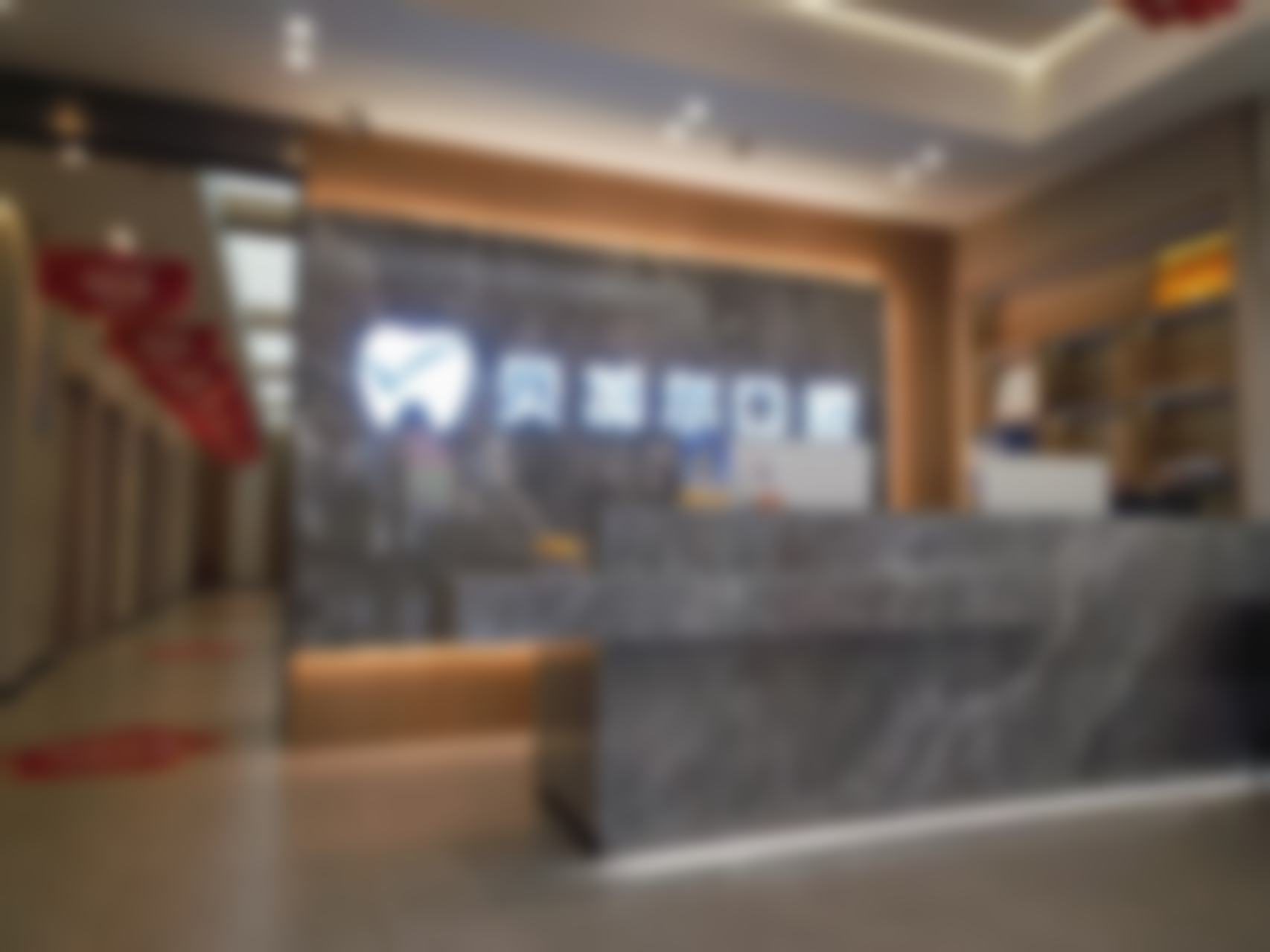 南昌贝尔口腔门诊部聂金平个人简历和成就：25年临床经验，口腔种植正畸及全科治疗的行家