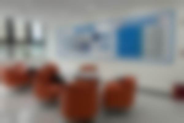 西安中诺口腔种植牙体验：缺牙多年重获好咀嚼，种牙过程轻松外观自然 