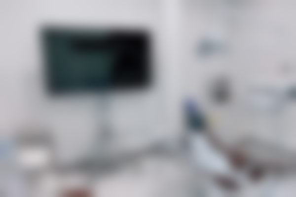 八、沈阳铁西零壹口腔门诊部怎么预约？