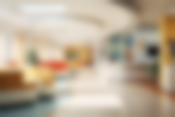 河南南阳方城万超口腔诊所尹万洋属于专家还是普通医生？15年经验与多项认证证明他是正畸专家 