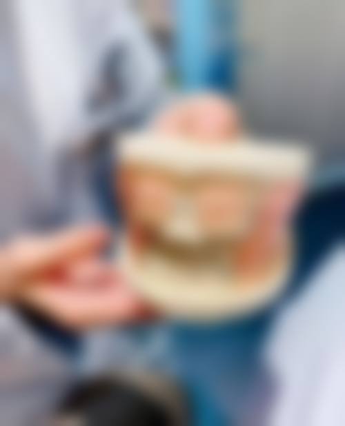 七、西朗美口腔门诊部地址电话及营业时间