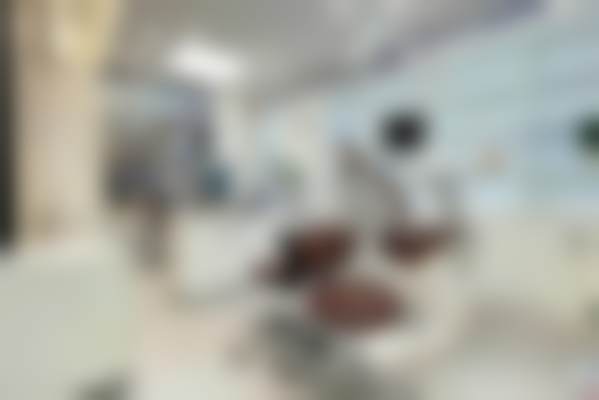 重庆摩尔口腔（九龙坡店）