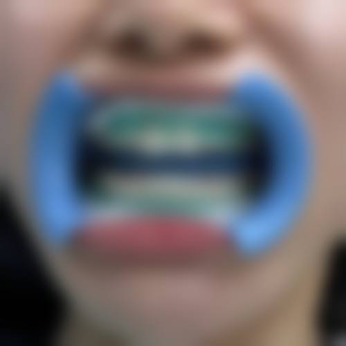 三、佛山爱顿糖果口腔门诊部医生介绍