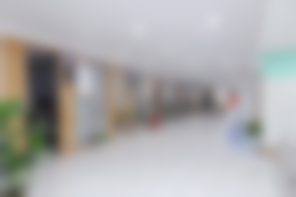 成都康桥爱尔眼科医院走廊