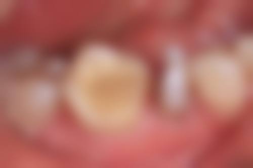临沂兰山于德宝口腔诊所地理位置便于到院。