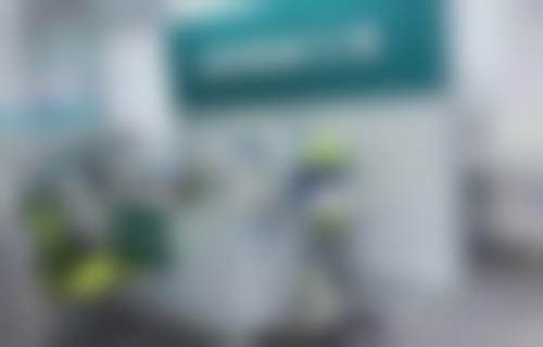 黄岛铭熙眼科诊所地理位置便于到院。