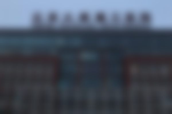洪晶医生坐诊医院实力雄厚