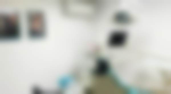 广州金典牙科门诊部诊室2
