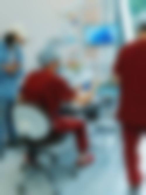 中山市中医院口腔科医生团队经验稳定。