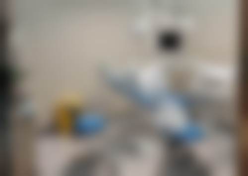 湖南郴州艺美口腔诊所地理位置便于到院。