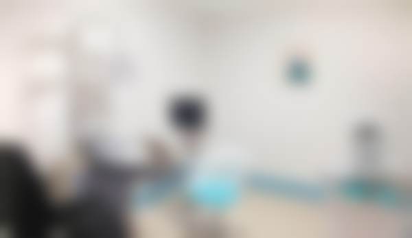 浙江大学医学校附属第二医院(眼科)医生团队经验稳定。