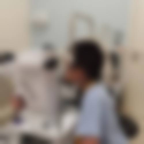 广州康晶眼科整形门诊部医生团队经验稳定。
